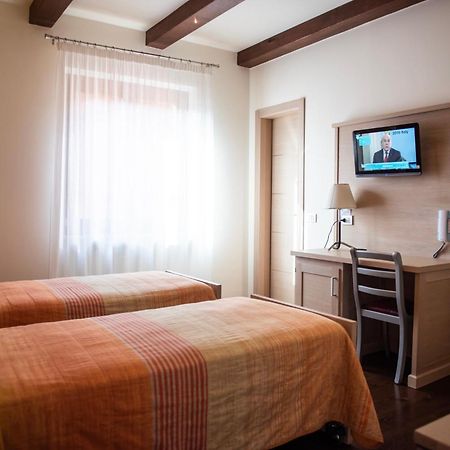 Hotel - Bar Da Natale Paesana Номер фото