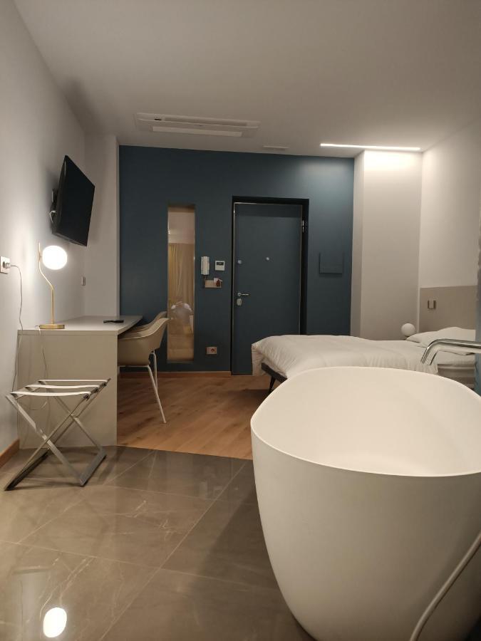 Hotel - Bar Da Natale Paesana Экстерьер фото